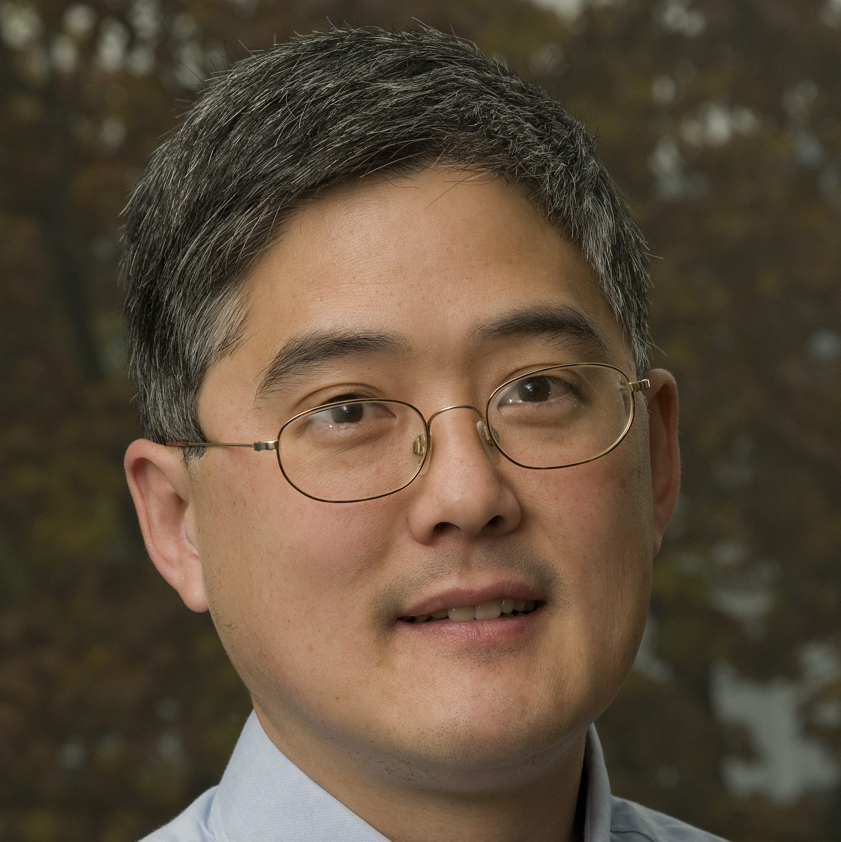 <strong>Francis Kim, MD</strong>